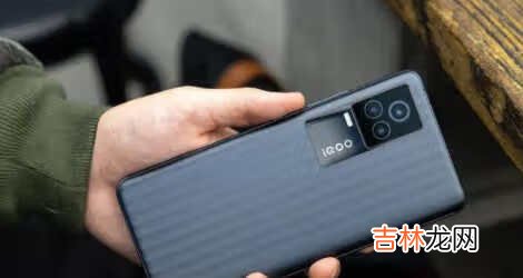 iqooneo5和iqoo7哪个好_iqooneo5和iqoo7选哪个