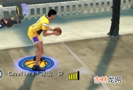 nba2k怎么抓板直接扣篮（nba2k如何拉杆上篮)