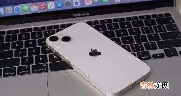 iphone13粉色和白色哪个好看_iphone13粉色和白色对比