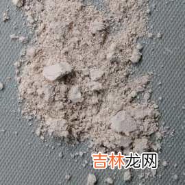 双飞粉怎么用（眼影压盘后取色时飞粉严重)