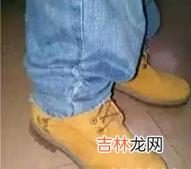 添柏岚大黄靴怎么清洗油渍_添柏岚大黄靴油渍怎么清洗