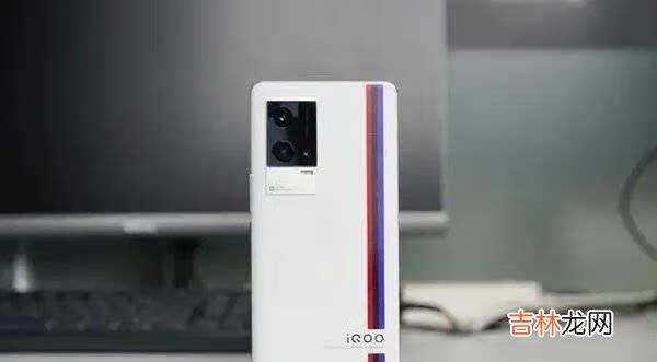 iqoo8和荣耀50pro哪个好_iqoo8和荣耀50pro参数对比