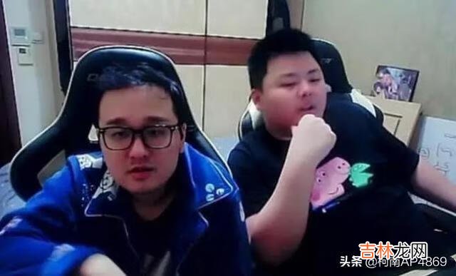 德云色直播去“女仆店”揭秘,与女仆各种互动,把水友们都看酸了,怎么评价