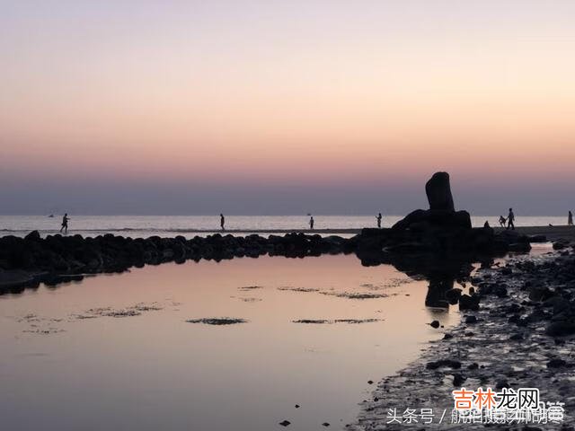 用手机后期怎么样把地面修成水面（如何把地面p成水面)