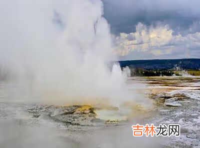 绝壁临巨川的下一句是什么 绝壁临巨川