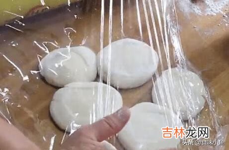 鸡肉卷怎么做（华莱士鸡肉卷教程)