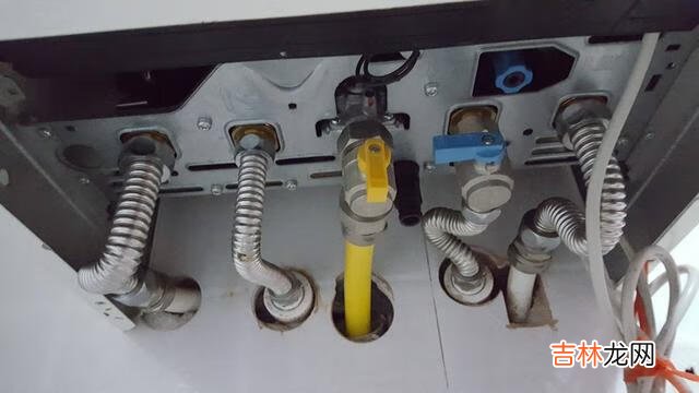 壁挂炉怎么正确使用(为什么不建议用壁挂炉洗澡)