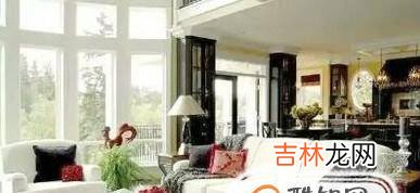 一定要知道的客厅沙发摆放风水8禁忌?
