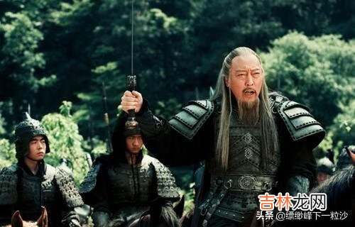 于禁直接下令斩首曹仁会怎样按官职权力于禁可以处决曹仁这一级别的将领吗