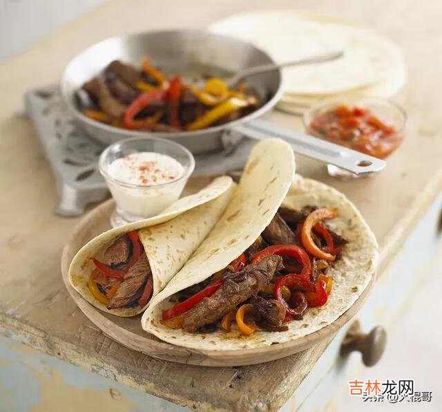 如何在家做出美味的墨西哥鸡肉卷（墨西哥正宗鸡肉卷配方)