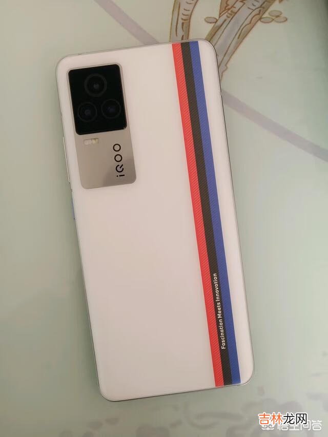 一加跟vivo哪个比较好(vivo和一加数据迁移)