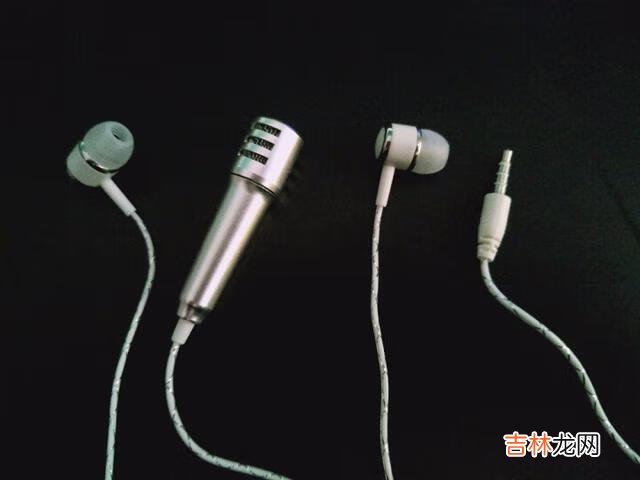 手机怎么练歌(什么软件可以自学唱歌)