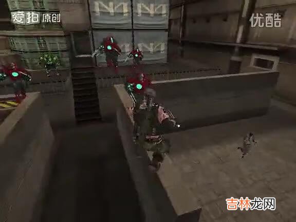 穿越火线CF教程：连跳、大跳和鬼跳（cf里怎样蹲着鬼跳)
