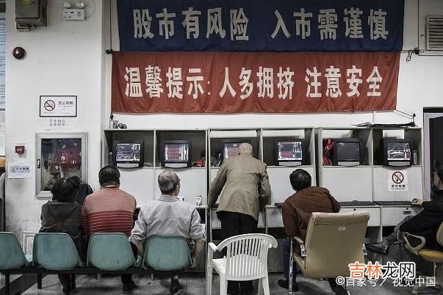 普通散户怎样才能在股市里赚钱(一生只玩一支股的人)