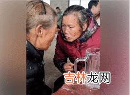 抖音被邻居大妈支配的恐惧原视频在哪看