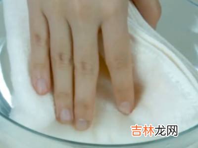 羊毛大衣怎么洗?