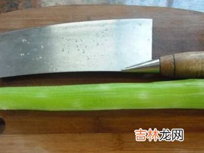 莴笋怎么切菱形片?