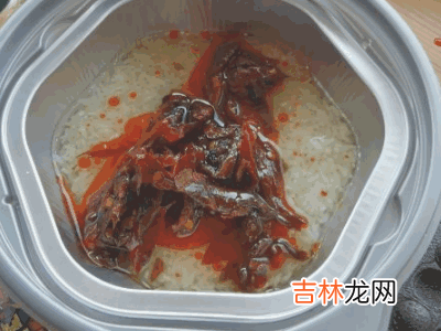 莫小仙自热米饭怎么使用?