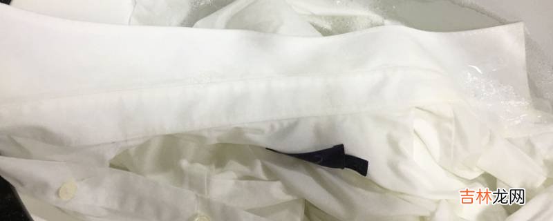 怎样去除衣服上的油渍痕迹?