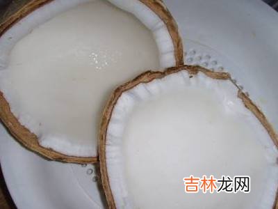 无工具开椰子技巧?