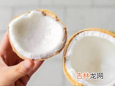无工具开椰子技巧?