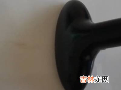 卷子上弄上油怎么去除?