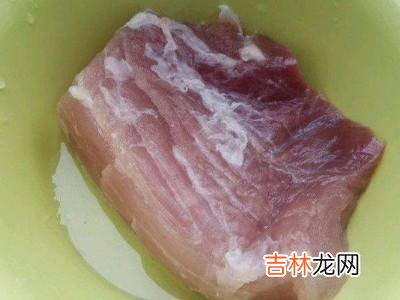 生猪肉清洗小窍门?