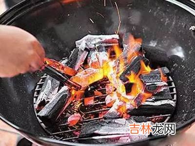 烧烤架怎么生火?