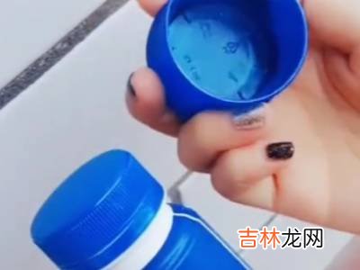 安慕希酸奶怎么打开盖子?
