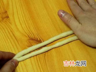 麻花怎么搓?