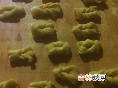 东北套环的制作方法?