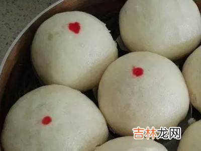 如何自制馒头上的红点?