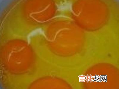 怎么打荷包蛋不碎?