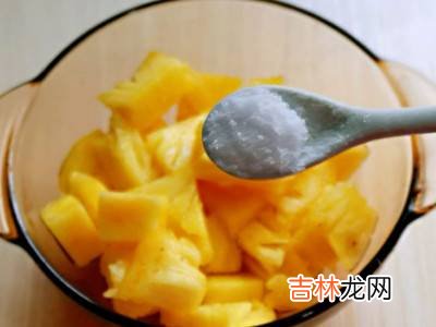 菠萝汁怎么榨好喝?