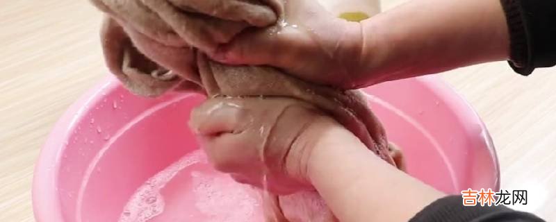 手洗羊毛衫的正确方法?