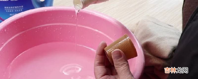 手洗羊毛衫的正确方法?