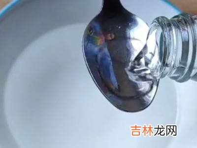 1分钟快速解冻鱼的方法?