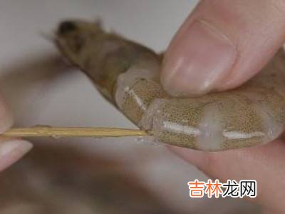 鳌虾怎么去虾线?