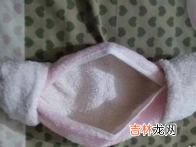 毛巾帽子折叠方法?
