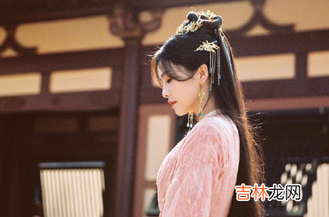 长月烬明黎苏苏跳城楼是哪一集