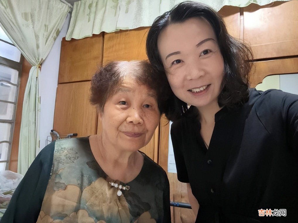 家政 我70后，做家政挣钱养俩儿子，挣得比公务员还高，准备干到退休