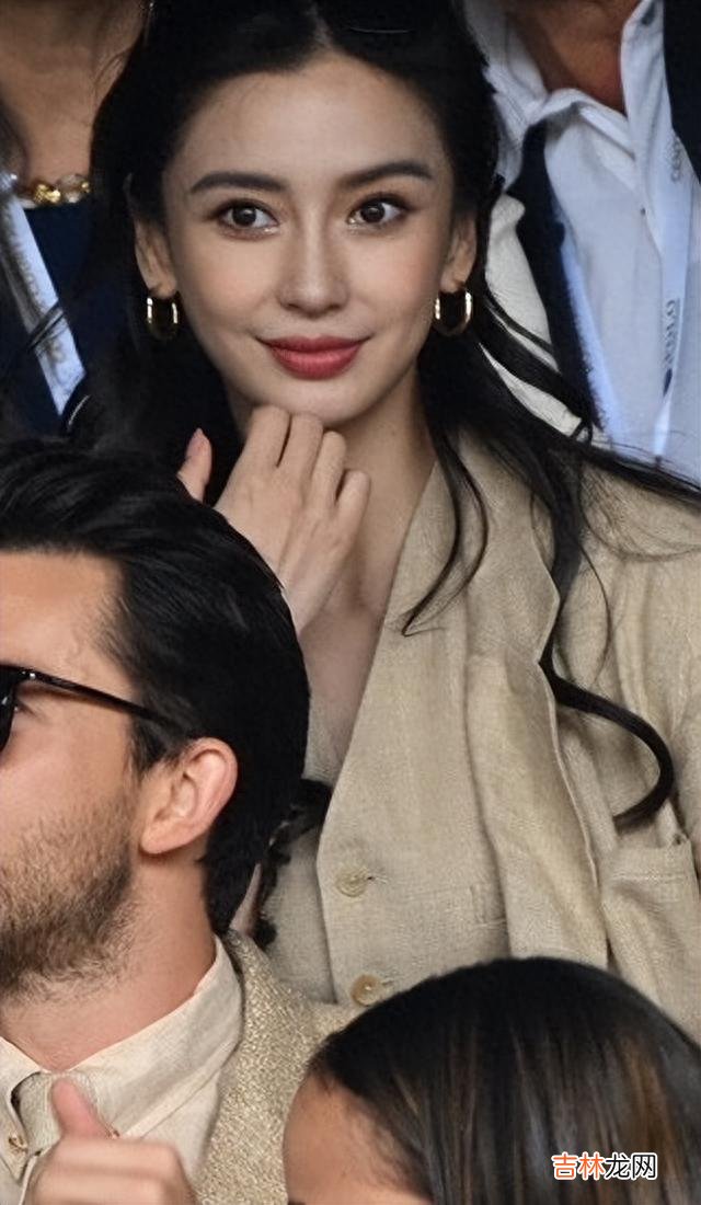 Angelababy 杨颖这张脸有多能打？比旁边白人长得还精致，太绝了