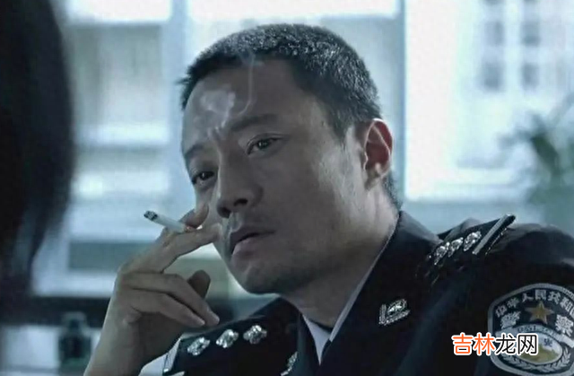 口红 内娱没救了？男明星集体翻车，大无语！