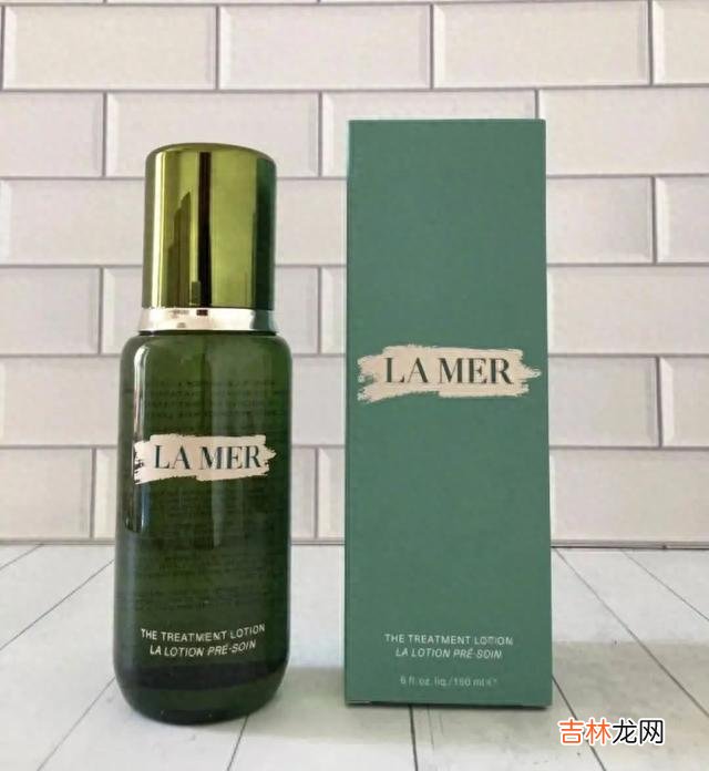 爽肤水 爽肤水推荐：给肌肤滋润，使肌肤保持水嫩弹力，并让肌肤白皙柔软