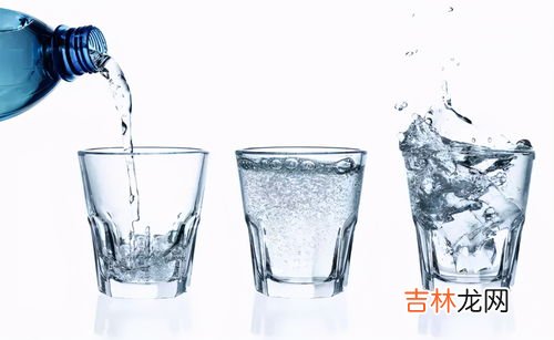 隔夜的矿泉水能喝吗,矿泉水隔夜以后还能再喝吗