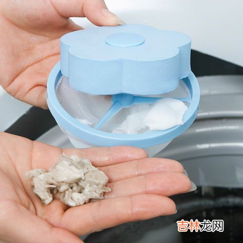 卫生纸和衣服一起洗了怎么弄干净,洗衣服时,卫生纸粘衣服上了,怎么去除