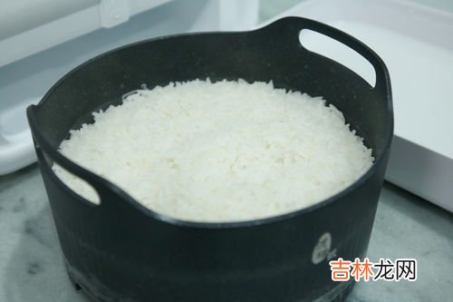 木桶蒸饭的窍门,木桶蒸饭的做法及步骤窍门