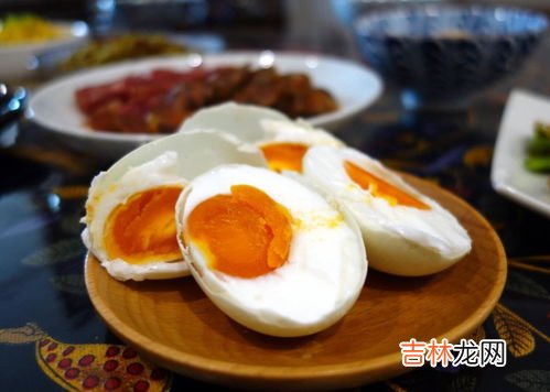 咸鸭蛋苦了咋办,腌咸鸭蛋酒味太重味苦怎么办啊?救救我的蛋吧!