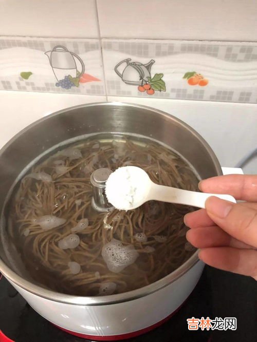一碗荞麦面的热量,荞麦面热量