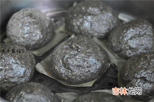 坚果变软了还能吃吗,腰果放了很久,拿出来发现变软了,还能吃吗?